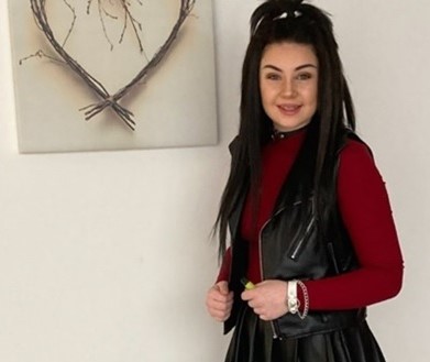 PSOSFife's tweet photo. MISSING PERSON JESSICA MCMURRAY
Reported missing from the North East Fife area on 2nd April.
Description - female; white; 5F4; medium build, long brown hair.
If you have any information, please contact Police on 101, with incident number 0965 of 2/4/2022. https://t.co/XV9yIiF8vB