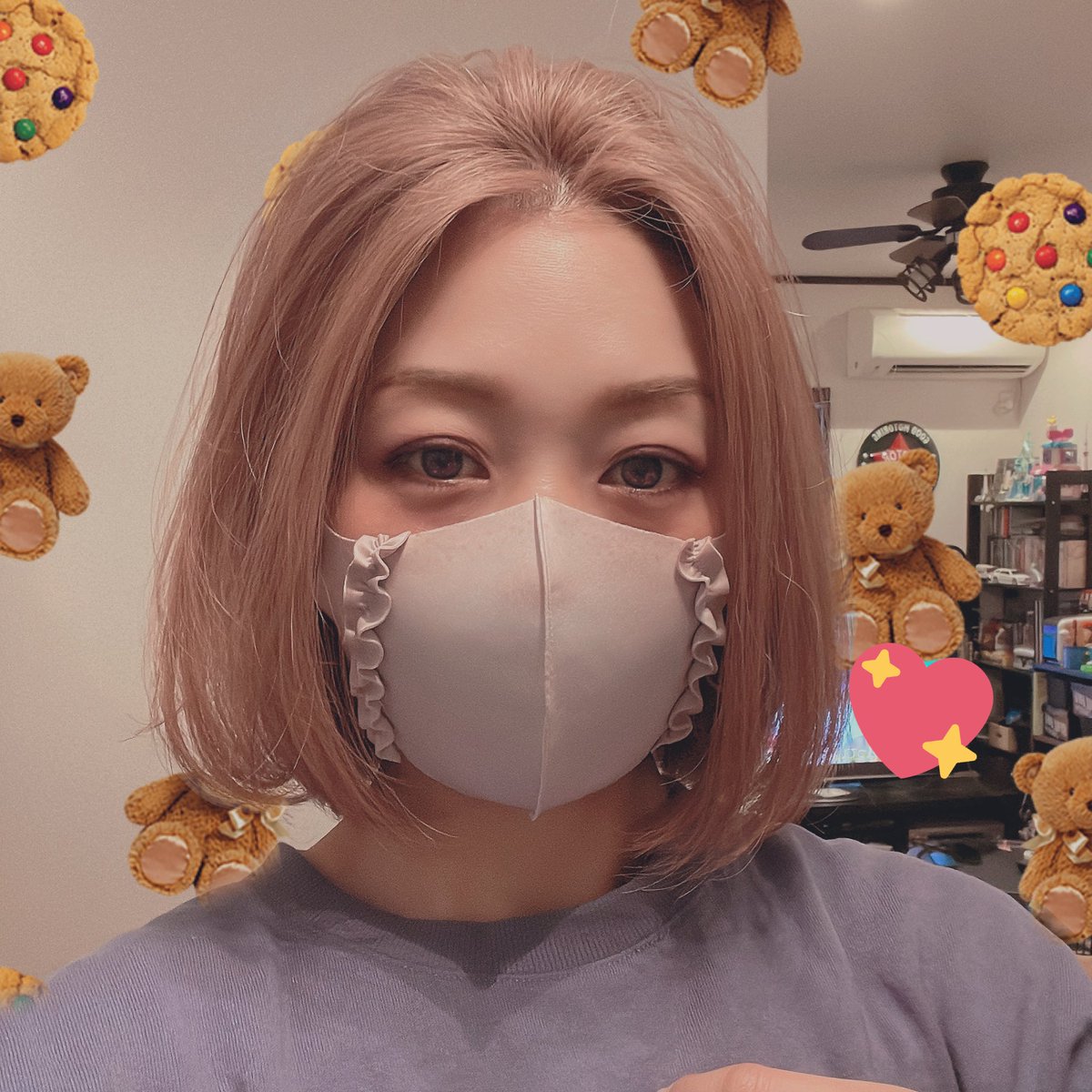 maiyon7's tweet photo. 本日、ARMYになって3回目のお誕生日を迎えました🎂💜
家族やリア友以外の皆さんにも沢山お祝いしてもらえて嬉しい限りです🥰💕

子供達がBT21のミラーとTATAのコースター付きグラスをプレゼントしてくれました🎁✨

最近めっきり低浮上ですが…これからも仲良くしてもらえたら嬉しいです☺️💜보라해💜 https://t.co/47ntL5l9Ll