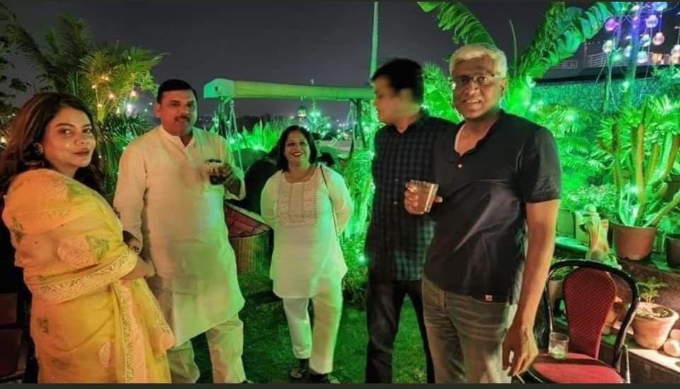 rishibagree's tweet photo. These are the same "Neutral journalists" who takes high Moral ground and call other journalists as Godi Media. https://t.co/2a8XMcVXW4
