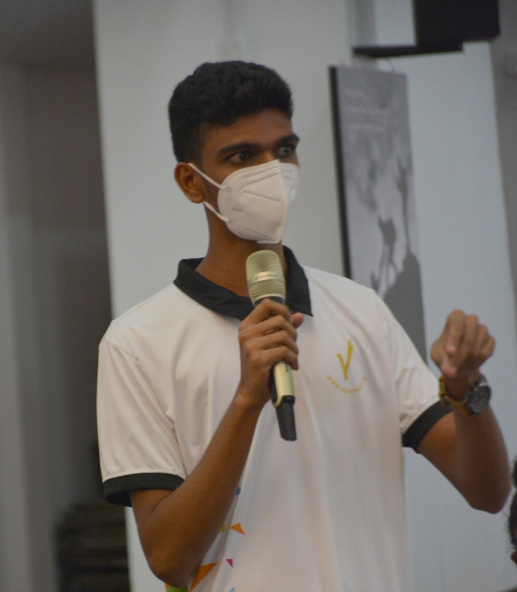 Values4A's tweet photo. Thanks to @sarvodayalanka for organizing an event to share key project learnings with government officials. A heartfelt thank you to all of the #StrongerTogetherSL facilitators for their continuous commitment.
#Values4All #NewNormal #COVID19 #COVID19LK #SriLanka #lka https://t.co/oEPJdWPfev