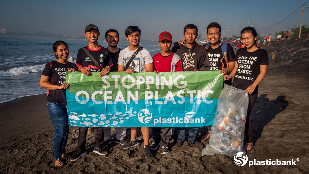 lcpackaging's tweet photo. We are more than happy to announce that M.B. Nieuwenhuijse B.V. (@Marbokoen &amp; @Marbomarcel) and LC Packaging have partnered with @PlasticBank to help turn the tide on ocean plastic to secure a sustainable future for generations to come! https://t.co/OHFbRanP7M #plasticbankpartner https://t.co/dTNX52lx3C