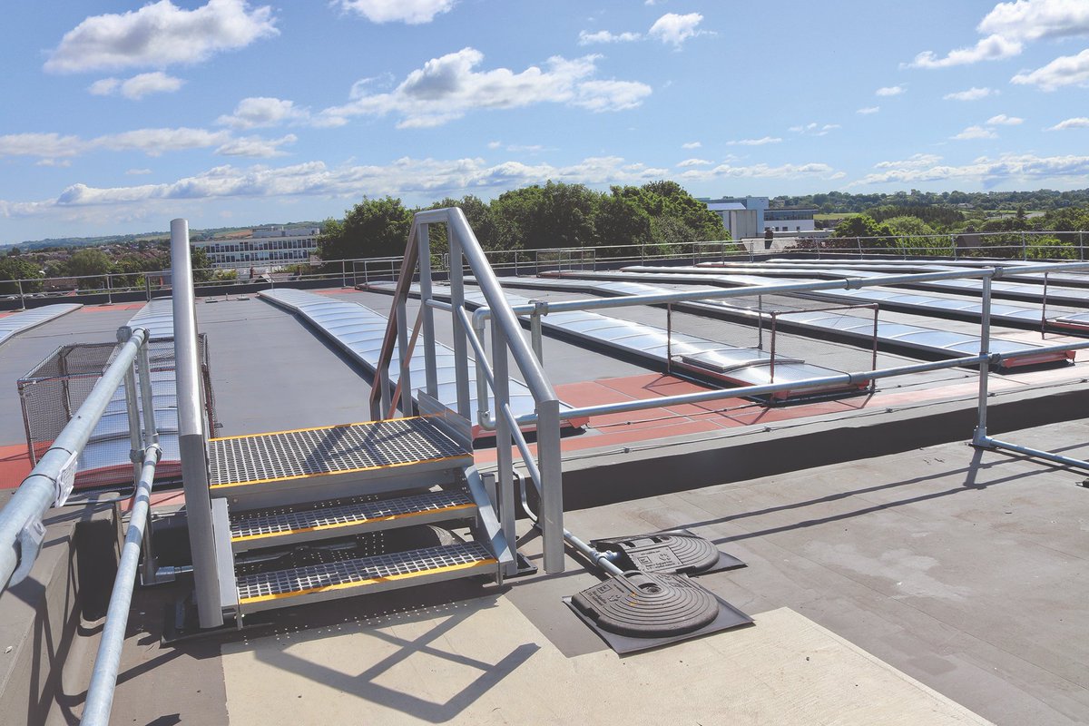 Home and Dry ☔
<a href="/GBSRoofingLtd/">GBS Roofing Ltd</a> installs £700,000 roofing project at Lagan Valley Leisureplex!
See the full install here 👉 bit.ly/3pyf8Y9

#construction #building #roofing #installation