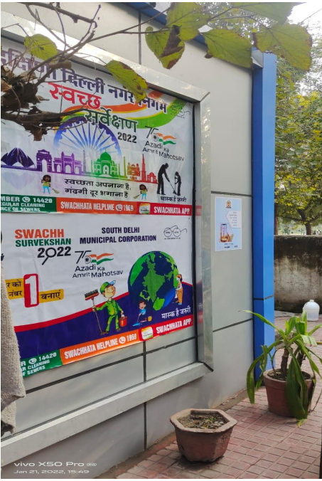 MCD_Delhi's tweet photo. Display of SBM Message on Community Toilets &amp; Public Toilets of South Delhi Municipal Corporation.
#SwachhSurvekshan2022SDMC 
#AzadiKaAmritMahotsav 
#SwachhSurvekshan2022 
#SwachhBharatMission 
#CleanMyIndia https://t.co/xSa0kli0Zw