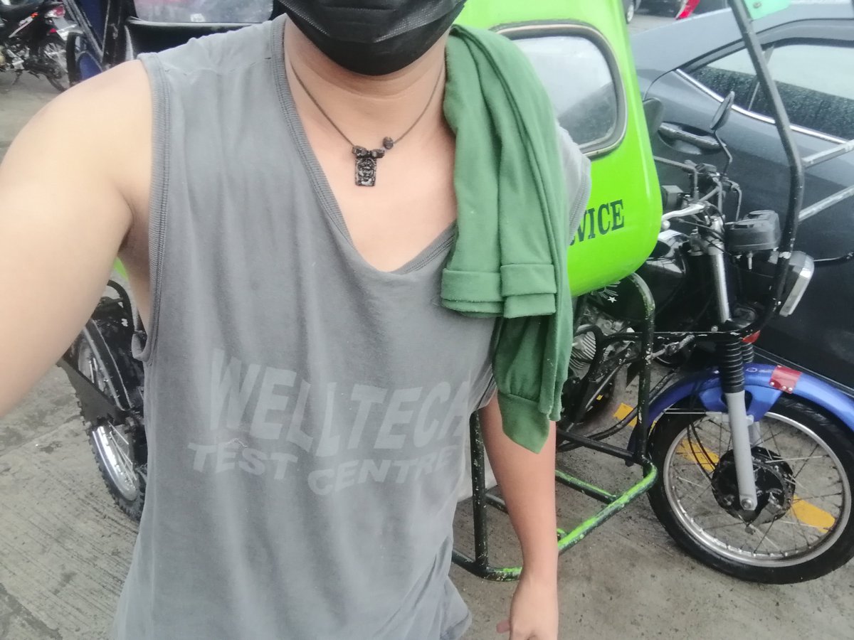 Killua339's tweet photo. Uwian na halos wala🙂🙂🙂 maghapon umuulan kaya maghapon walang nagawa pero may sahod🤣🤣🤣 buhay mahirap😉
#supersaiyan
#kalmado
#alipin
#constructionboy https://t.co/dB3UGZNbhu