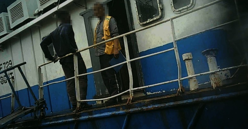 ejfoundation's tweet photo. In West Africa, fish populations are heavily exploited and the food security of coastal communities is at risk of collapse.

West Africa is also where 78.5% of China's offshore fisheries are approved by the Chinese government. Reform is urgently needed.