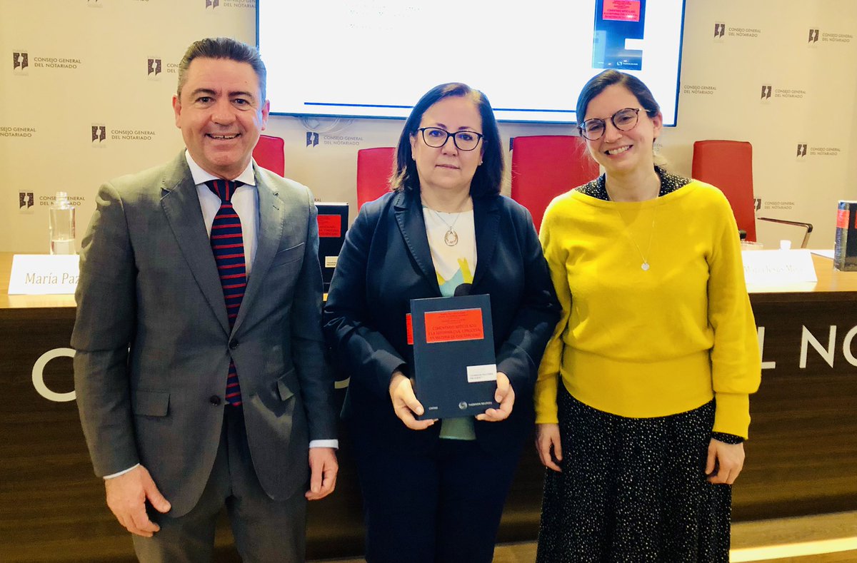 Reconocimiento a <a href="/MoroMjesus/">mjesus moro almaraz</a> que, en la ley que modifica la capacidad de obrar de personas con discapacidad, se entregó convencida de la necesidad de restituir derechos para que la discapacidad no te impida decidir. Ayer, presentación del libro que explica ese nuevo horizonte.