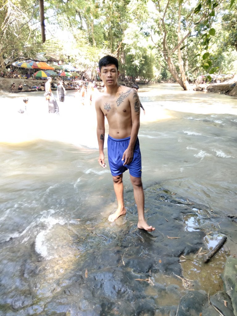 late1414's tweet photo. เล่นน้ำผมป่าว😁 https://t.co/lFafCthK78