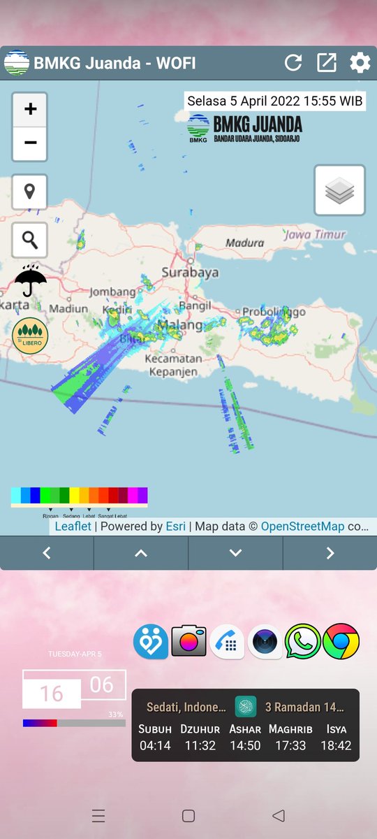 infobmkgjuanda's tweet photo. UPDATE SORE
Sore ini terpantau beberapa wilayah #Jatim sudah diguyur hujan ringan-sedang, diantarany wilayah #KabKediri, #KabBlitar, #Bondowoso, #KabProbolinggo, #Jember, #KabMalang, & #KotaMalang
Pergerakan awan cenderung k arah Barat Laut
Hati-hati dlm berkendara saat hujan π https://t.co/o3tzKWuKjZ