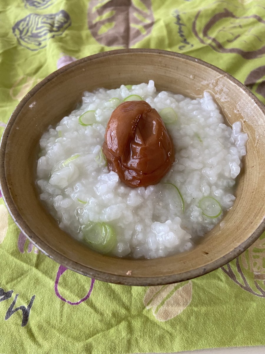tabemonotaro's tweet photo. お粥 https://t.co/NNcKLTeGg2