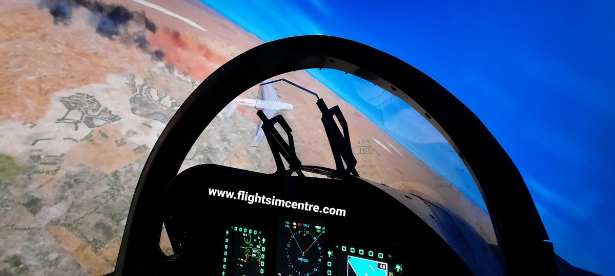 flightsimNE's tweet photo. The new #TopGunMaverick #FighterJet #FlightExperience at the #FlightSimCentre is simply amazing. From only £39!!!
#Redarrows #raf #Newcastle https://t.co/Sh7FVeroo9 https://t.co/RwWVAena1i
