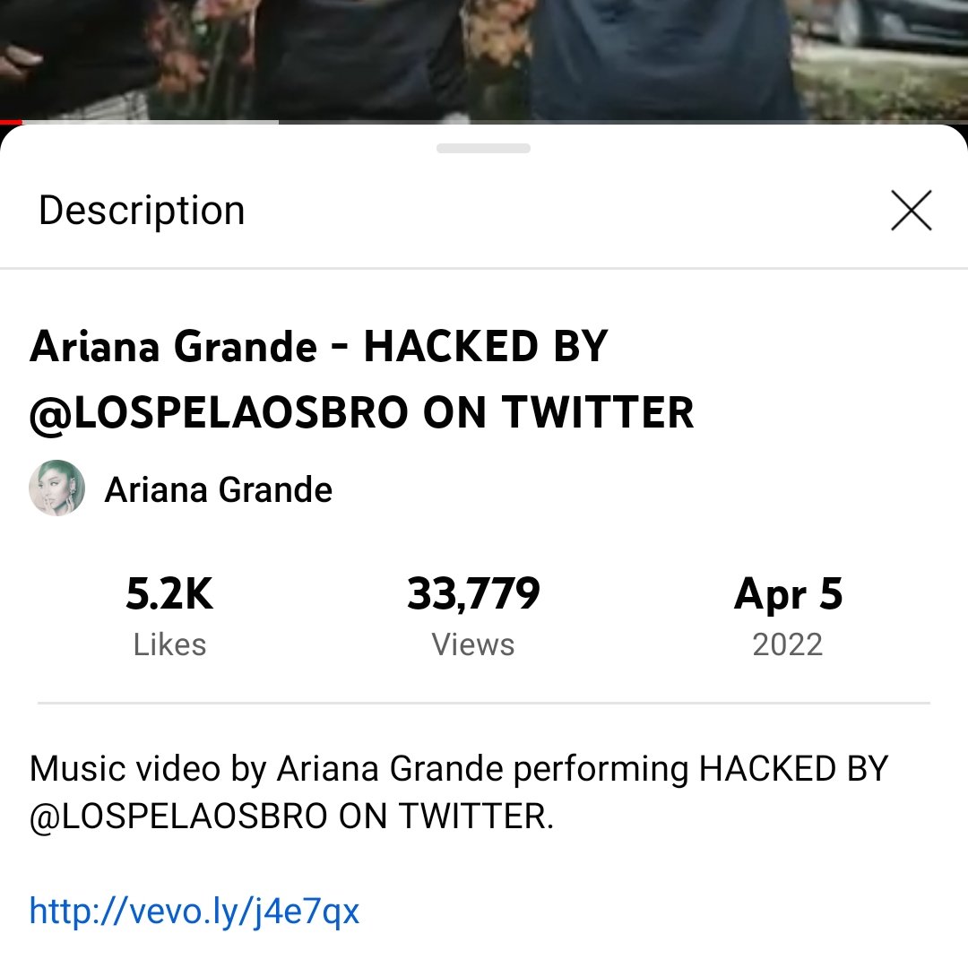 dzzlingtropical's tweet photo. @Harry_Styles Ariana also got hacked.... https://t.co/Q5naSpmpAP