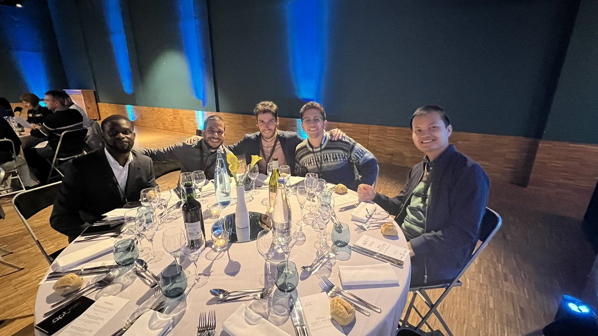 apt_nantes's tweet photo. Cocktails &amp; conference Banquet 🥂  #aptNantes https://t.co/UnrcaXrEmN