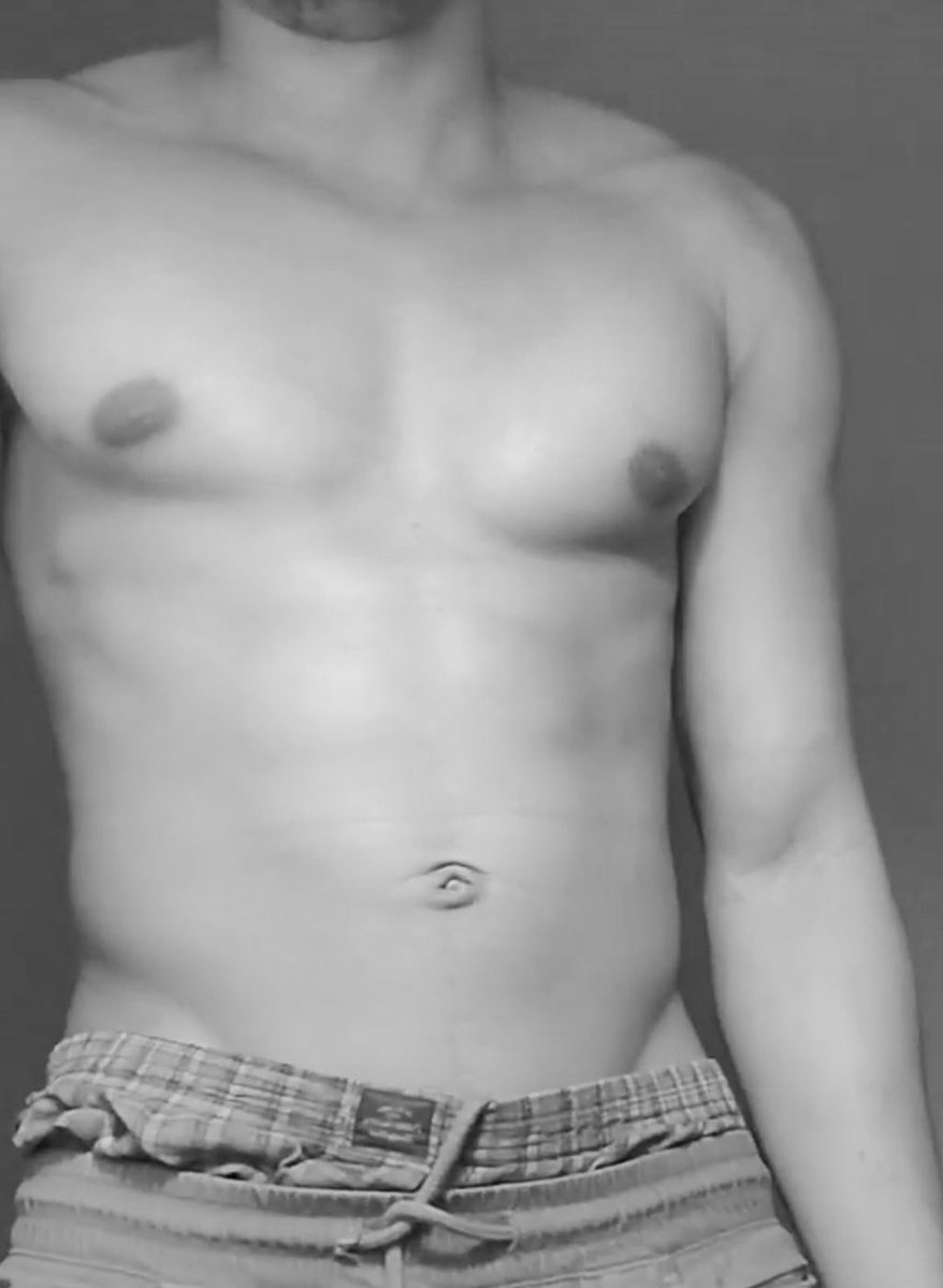 Joe2000_'s tweet image. si me dices ven, lo dejo todo por ti 😋