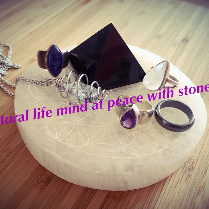 Je suis sur Instagram en tant que mademoisellequi. Installez l&rsquo;application pour vous abonner &agrave; mes photos<a href="/tag/video"class="tags"><span>#video</span></a><a href="/tag/live"class="tags"><span>#live</span></a><a href="/tag/instagram"class="tags"><span>#instagram</span></a><a href="/tag/photo"class="tags"><span>#photo</span></a><a href="/tag/article"class="tags"><span>#article</span></a><a href="/tag/direct"class="tags"><span>#direct</span></a>