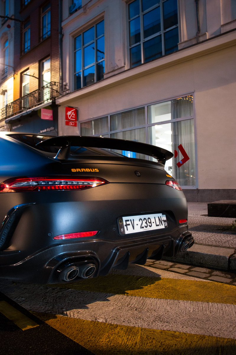 aka_valou's tweet photo. GT63 BRABUS 800 😈💥
#gt63 #mercedesbrabus #brabus800 #brabusrocket #carsporn #beauty #exoticcars https://t.co/MPbiR5AiXb
