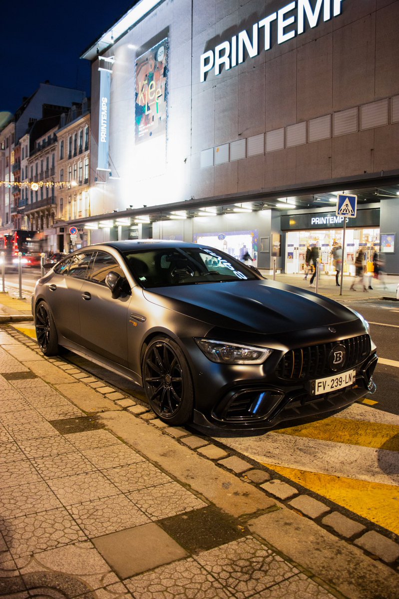 aka_valou's tweet photo. GT63 BRABUS 800 😈💥
#gt63 #mercedesbrabus #brabus800 #brabusrocket #carsporn #beauty #exoticcars https://t.co/MPbiR5AiXb