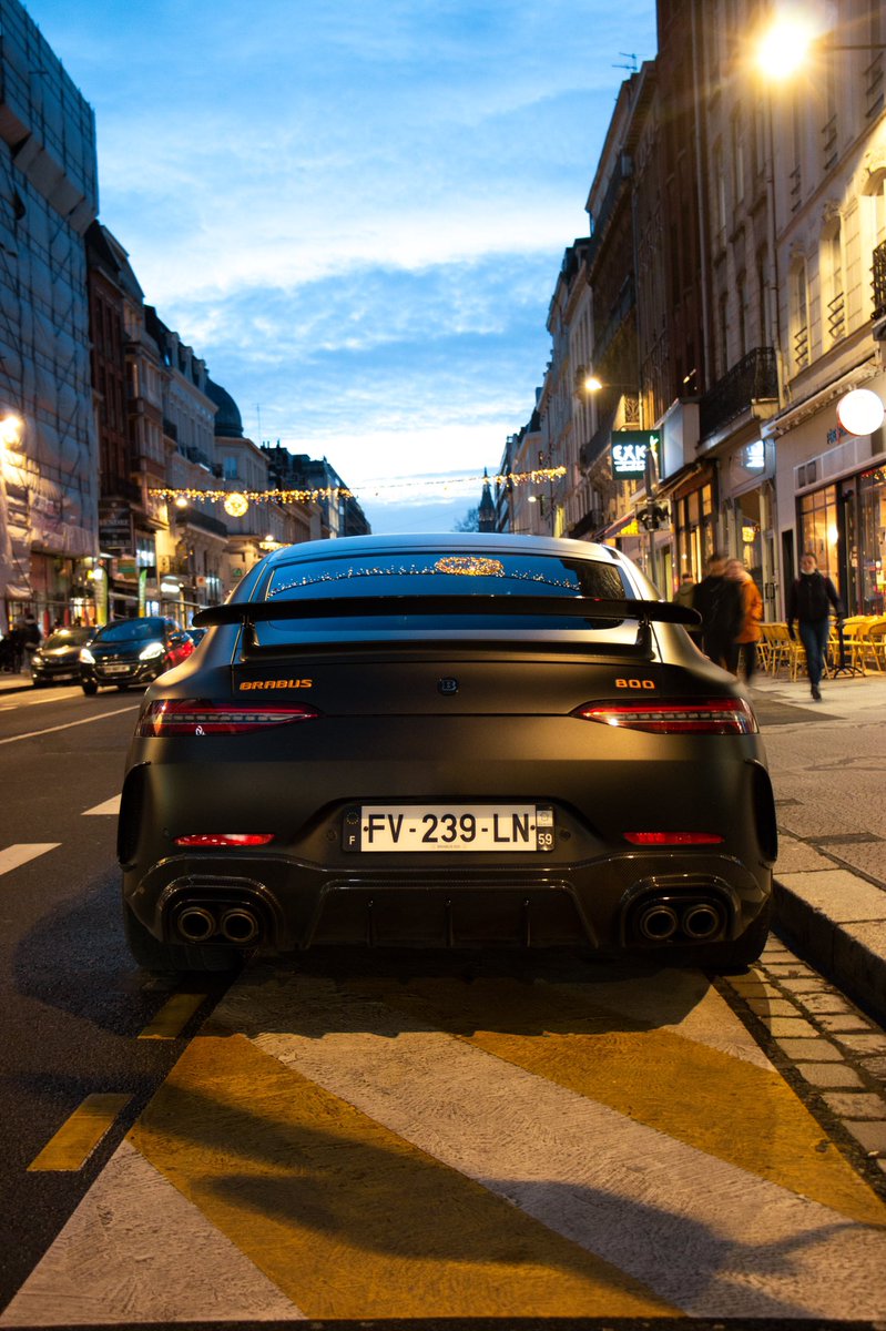 aka_valou's tweet photo. GT63 BRABUS 800 😈💥
#gt63 #mercedesbrabus #brabus800 #brabusrocket #carsporn #beauty #exoticcars https://t.co/MPbiR5AiXb