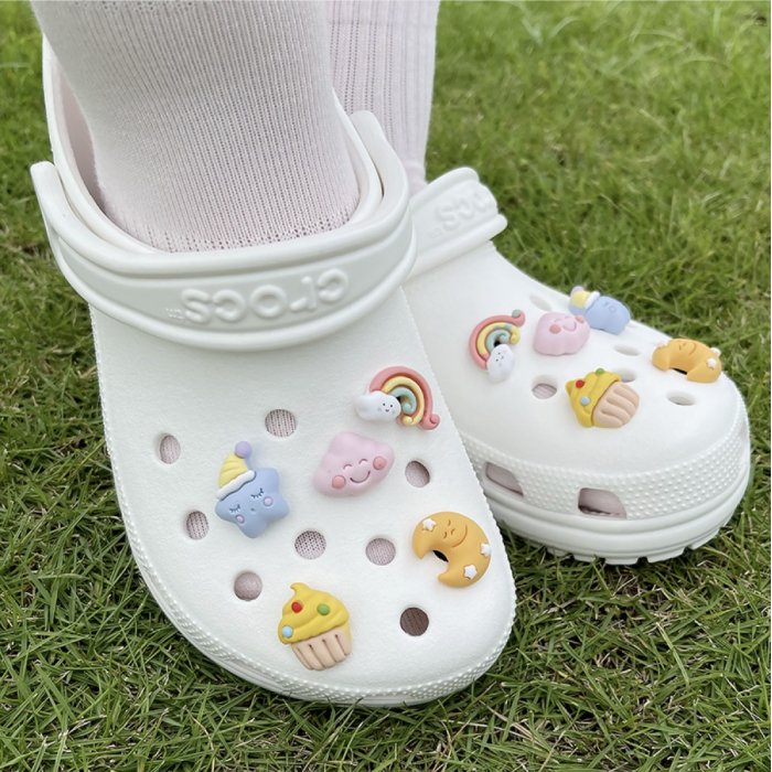 cute crocs with jibbitz
