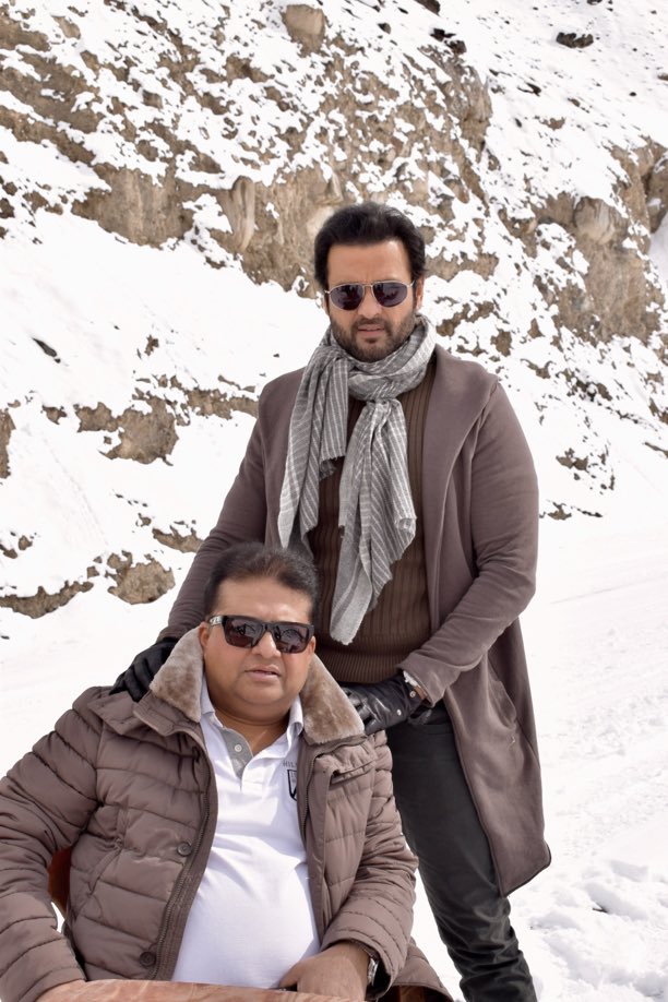 TheAgnidev's tweet photo. Happy Birthday rock star! My good wishes & love for you will always remain constant @rohitroy500 shift to the next gear! 🤗 @sudiparannaghor #Aadidev https://t.co/5ldzydkrW0