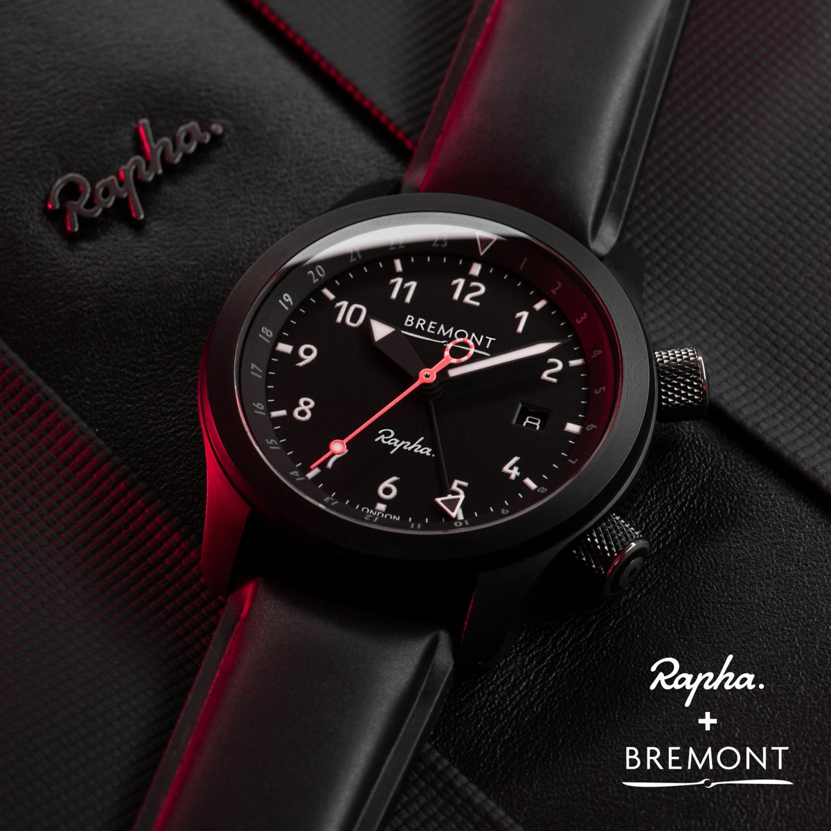 Bremont's tweet photo. Exclusively available to @rapha_rcc members, Bremont + Rapha launch the NEW Bremont MBIII Rapha Special Edition.
👉 https://t.co/k7vZTmP73Z
#Bremont+Rapha #TestedBeyondEndurance #RaphaCycling #Rapha #Bremont #Bremontwatches #Highperformance #Cyclingwatches https://t.co/1tubyt24Vm