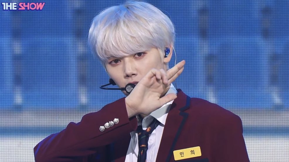 dailykmh's tweet photo. ending fairy minhee 🤍 https://t.co/F97EgmE8T7