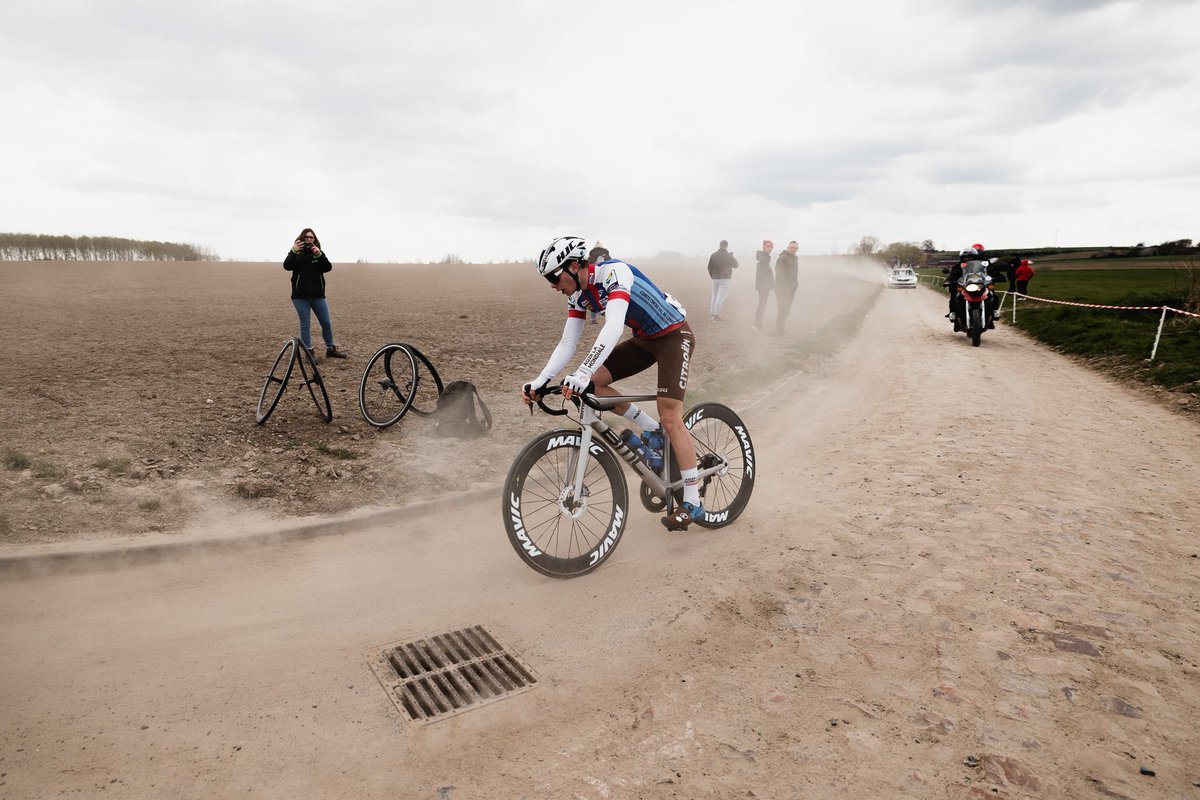 DCT_NewGen's tweet photo. Retour en image avec @gussevphoto sur la Coupe de France 🇨🇵 à la Pévèle Classics https://t.co/TFjzdhrrOA