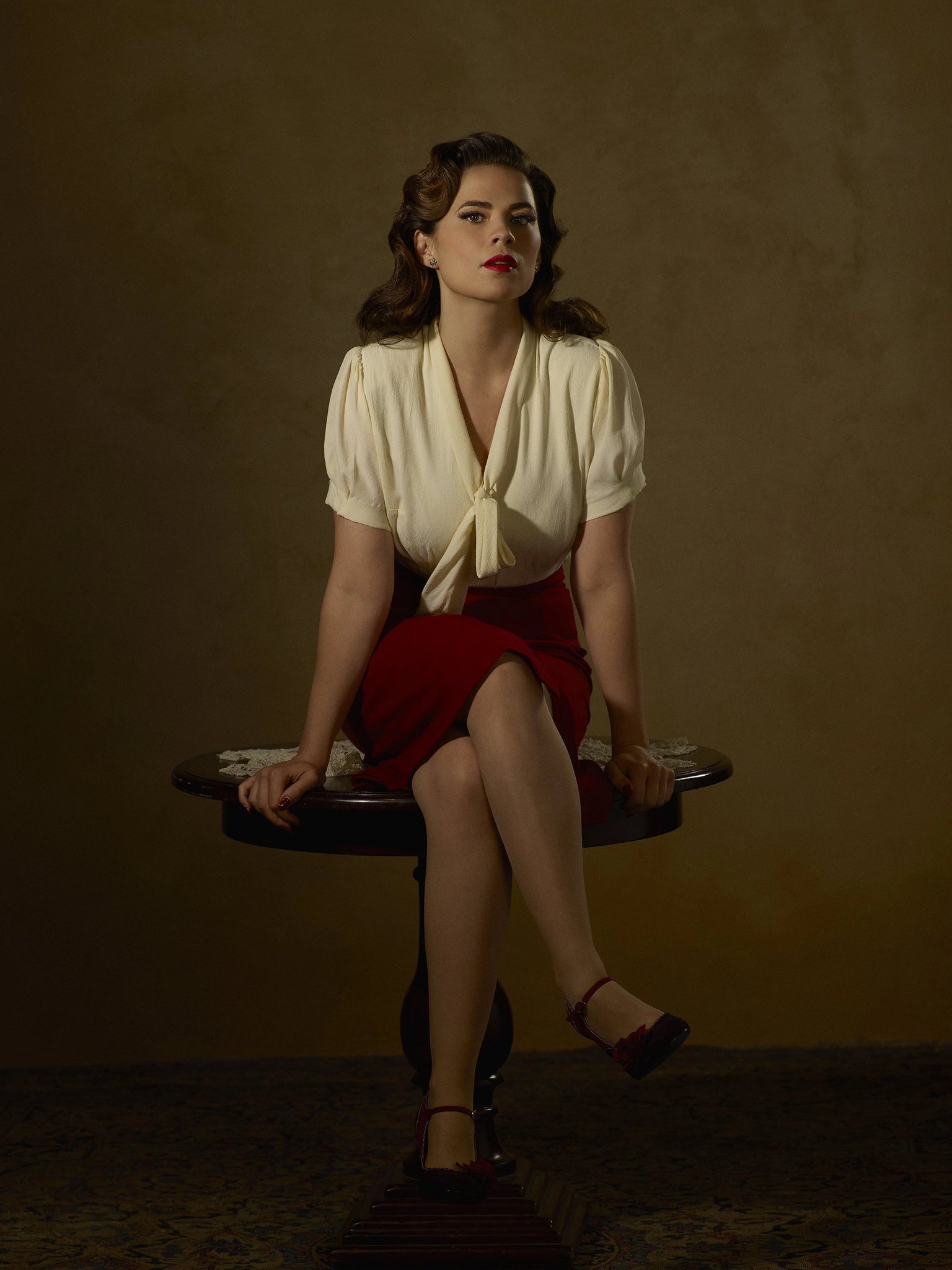 Happy birthday to Hayley Atwell who turns 40 today 