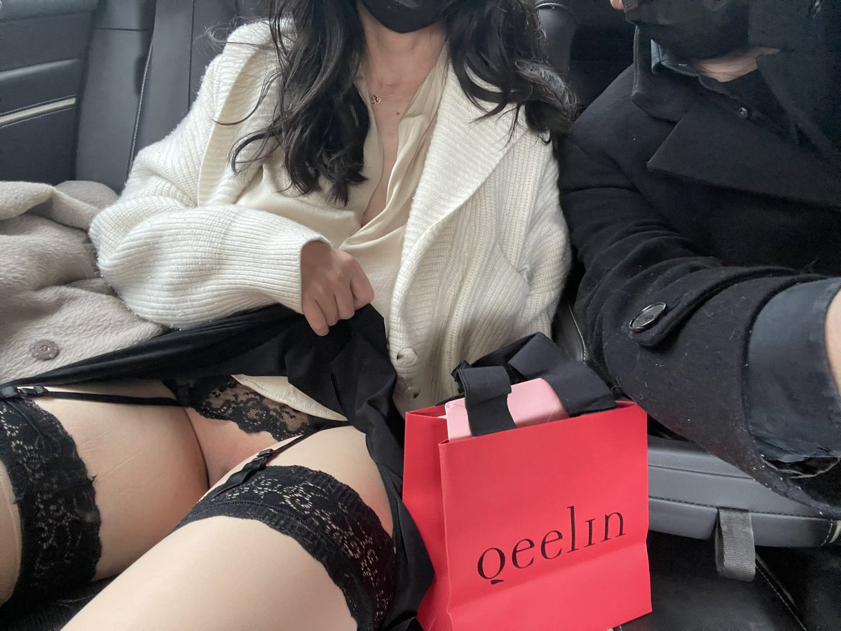 CityOfSubs's tweet photo. Credit cards are on fire today my slave @Huixing69P , so is your pussy 🥰😍 https://t.co/RUZHuo3lcV
