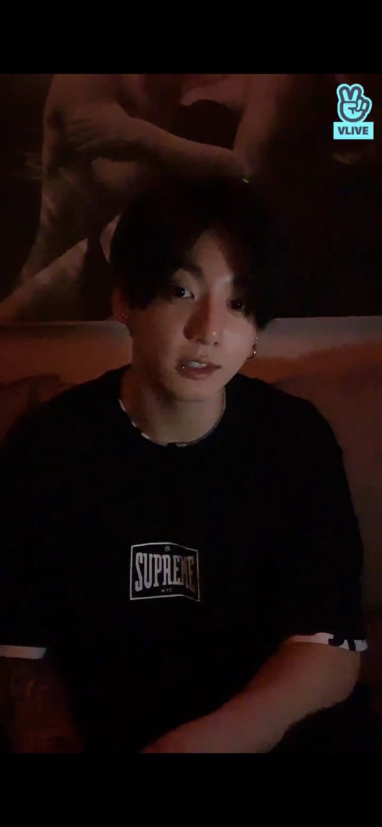 jaykayarmy's tweet photo. IT WAS GIVING A FACETIME CALL WE ALL NEEDED 
JEON JUNGKOOK https://t.co/LNjgzxdpqr
