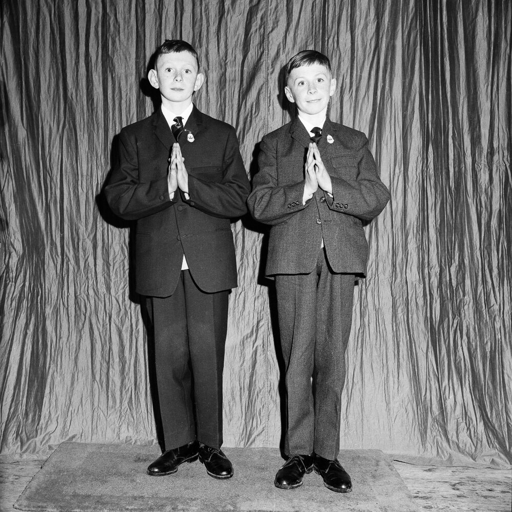 Camerasnaps's tweet photo. Thank you to #robinbell for reminding me of #Cork   Dennis Dinneen's Small Town Portrait series  https://t.co/5rtnkbFyUH #portraitphotography #photography #photo #Ireland #photographer https://t.co/TqfyU8VTat