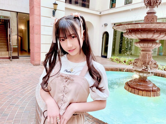 Twitterのコスプレ画像15