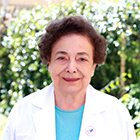 ZakiaDimassiMD's tweet photo. RIP Dr. Ariss, a truly empathic and giving physician, teachers, and a loving soul. You will be dearly missed 🌹 https://t.co/XpPsQtEA2z