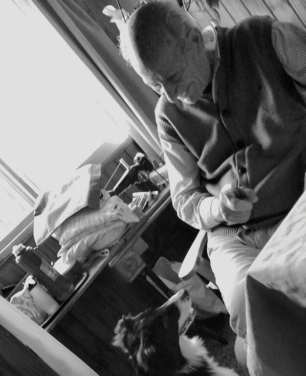StefoniLuis's tweet photo. Feliz cumple viejo!!
Donde estes ojala q sea jugando a las bochas!! Un beso!! https://t.co/eUu1C87UJV