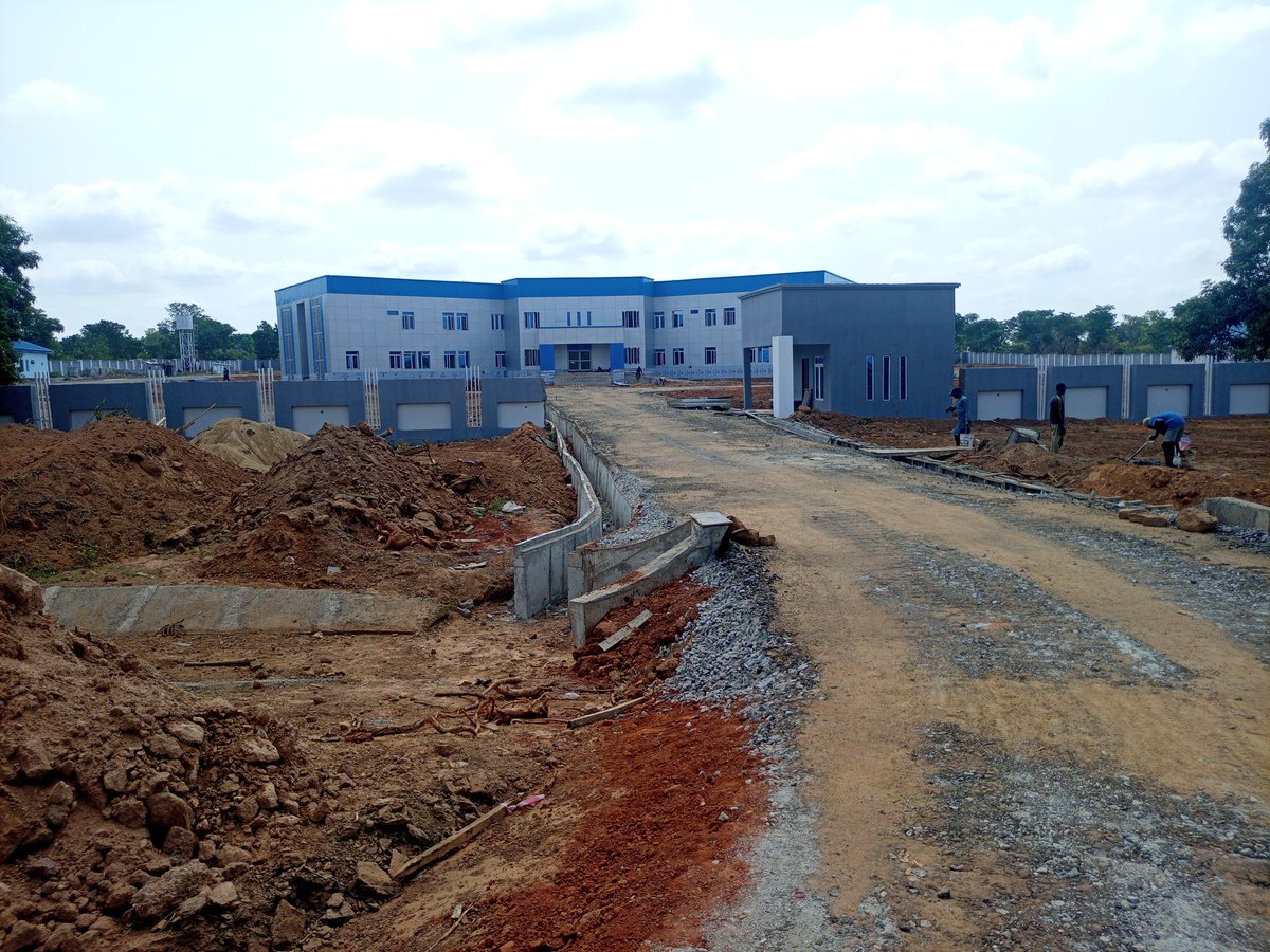 Iam_muhammad88's tweet photo. New Flash: GYB Footprint Update from Specialist Hospital, Gegu-Beki, Kogi Local Government.
One of the Health interventions of the Kogi State Governor, His Excellency, Alhaji Yahaya Bello.
#Hope2023 #GYBDidIt
GYBeMediaWatch https://t.co/YC5QcJ1CUp