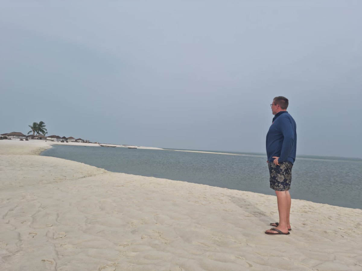 VisitSL's tweet photo. Mr Max Giehl enjoying his tour of Turtle Islands where he visited 5 of the 8 islands with our tour guide Bassie. Turtle islands is located west of Sherbro Island in the Southern Province of Sierra Leone. Of the 8 islands, 7 are inhabited. 

 #vsltravel #SierraLeone #salonetwitter https://t.co/yRoDZ1LjwF