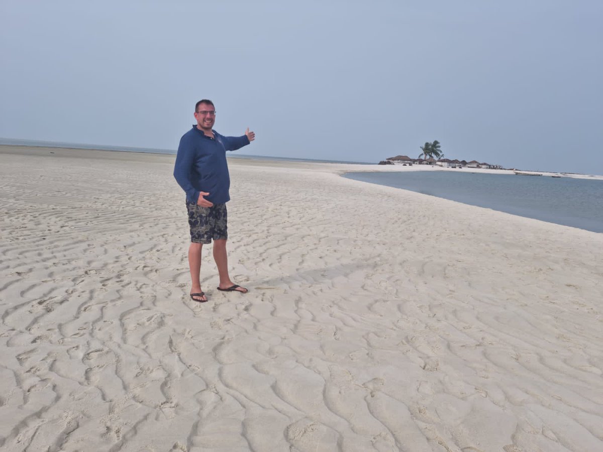 VisitSL's tweet photo. Mr Max Giehl enjoying his tour of Turtle Islands where he visited 5 of the 8 islands with our tour guide Bassie. Turtle islands is located west of Sherbro Island in the Southern Province of Sierra Leone. Of the 8 islands, 7 are inhabited. 

 #vsltravel #SierraLeone #salonetwitter https://t.co/yRoDZ1LjwF
