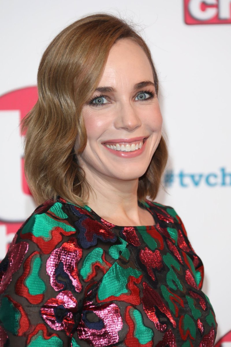 Call The Midwife & Laura Main fansite tweet media