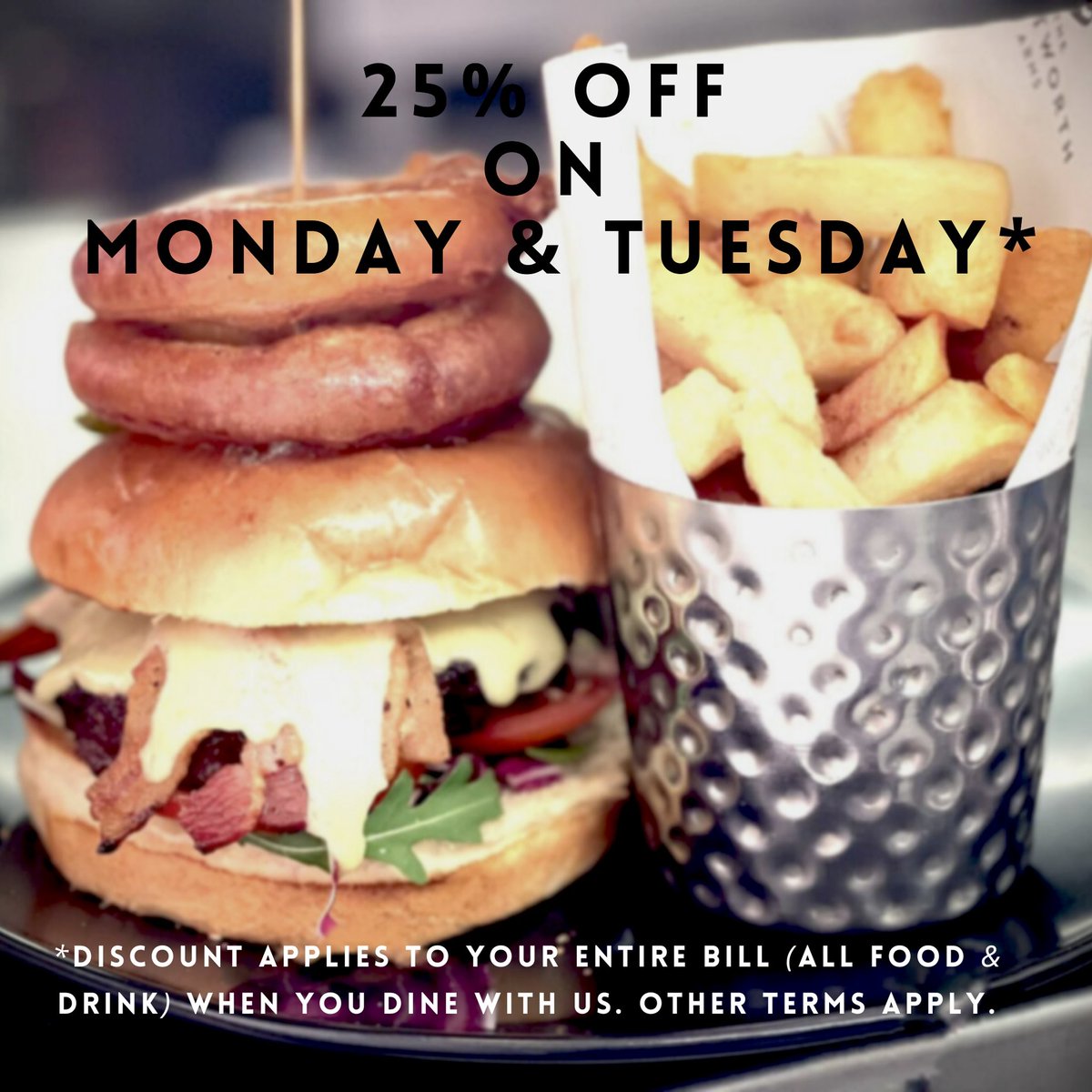 TheTalbotInnS75's tweet photo. Happy Tuesday! 🥳🥰🤗 #pub #pubgrub #barnsleyisbrill #mapplewell #tuesdayvibes #beerbatteredonionrings #properchips #porterhousecheeseburger https://t.co/VhJaH5T70u