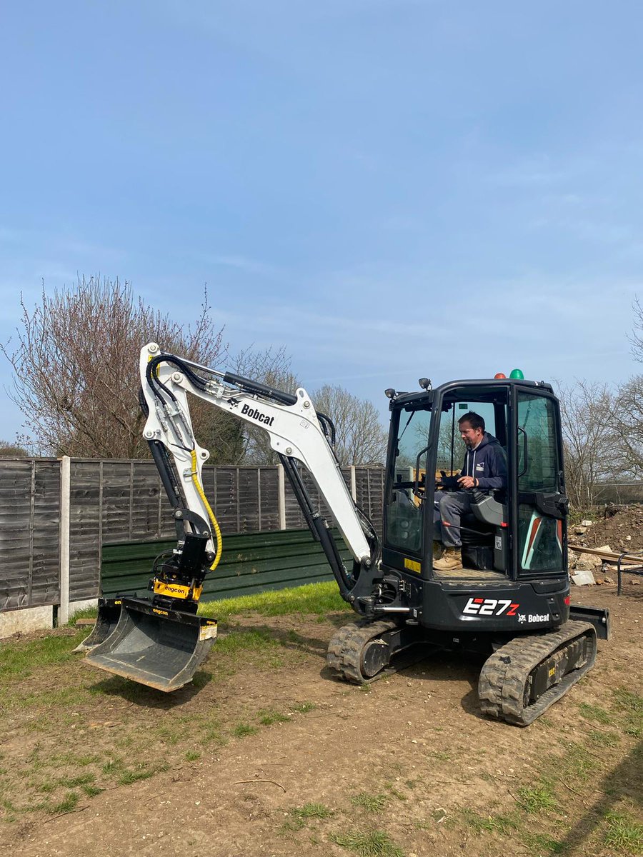 Versatile Equipment (@versatile_equip) on Twitter photo Have a look at this <a href="/Bobcat_EMEA/">Bobcat EMEA</a> E27z Compact Excavator fitted with an <a href="/engcon_uk/">Engcon UK Ltd</a> EC02 tiltrotator. Was all fitted and a demo was carried out on site for our customer Dan @ DP Diggers #versatile #bobcat #equipment #E27z #EC02 Have a look at this <a href="/Bobcat_EMEA/">Bobcat EMEA</a> E27z Compact Excavator fitted with an <a href="/engcon_uk/">Engcon UK Ltd</a> EC02 tiltrotator. Was all fitted and a demo was carried out on site for our customer Dan @ DP Diggers #versatile #bobcat #equipment #E27z #EC02