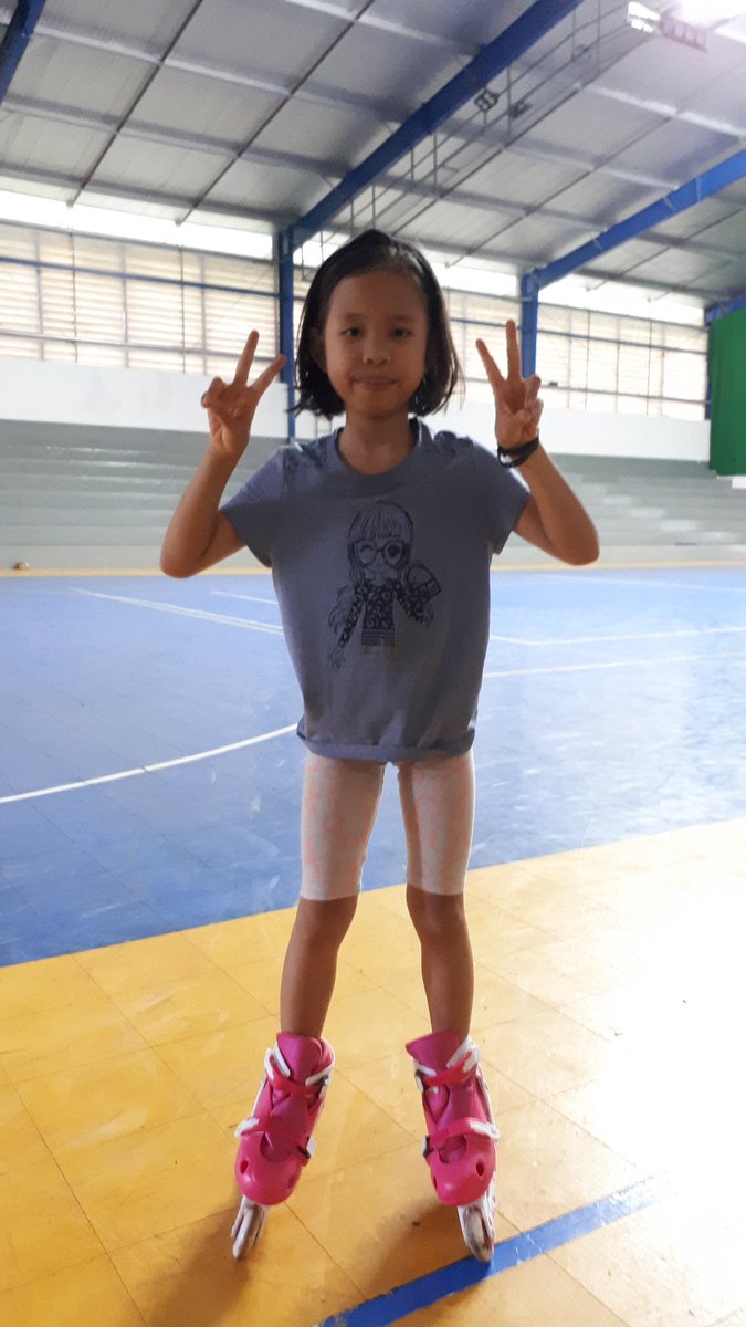 czareenmix's tweet photo. beginners... Need more practice Shasha☺️🙂 https://t.co/RRkIT3cbI1