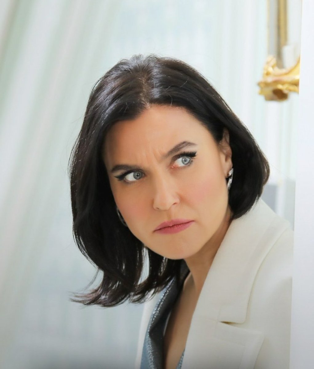 Arkadaşlarım bensiz dedikodu yapıyorlardır 😂 <a href="/sevvalsam/">Şevval Sam</a> 
#kesfet