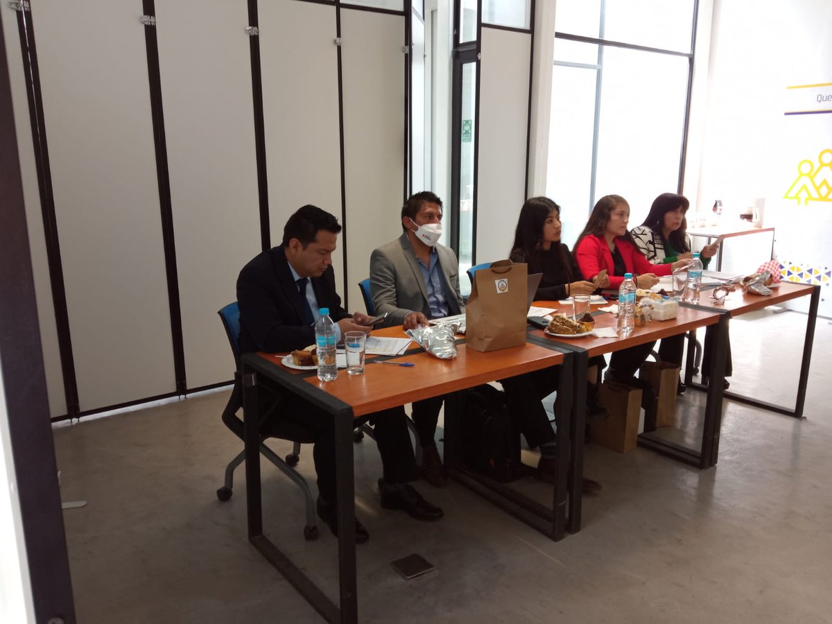 CCPIbarra's tweet photo. Gracias a la invitación de Integra Ayuda en Acción Ecuador formamos parte de la jornada de exposición y validación de distintos planes de negocio de 38 emprendedores. https://t.co/em6MFOpGBO