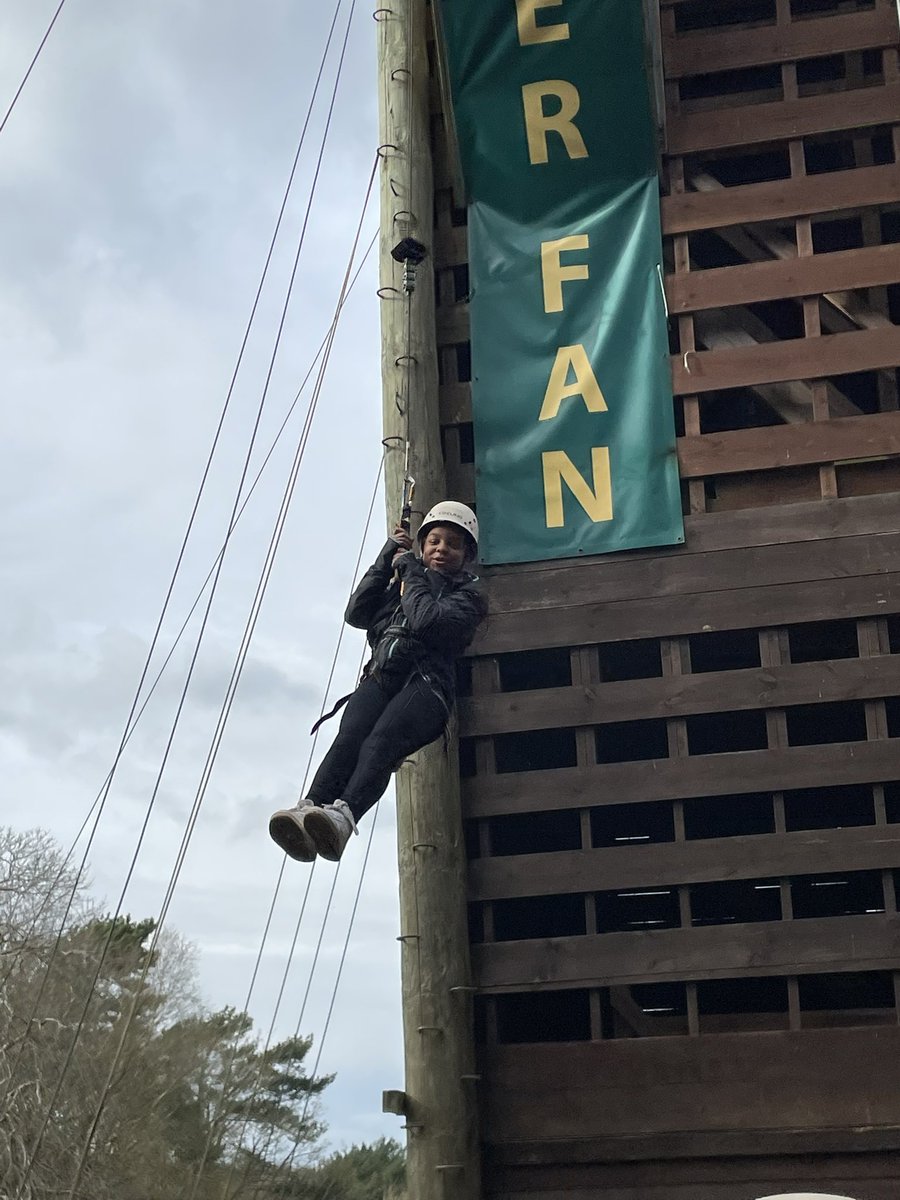 latimerprimary's tweet photo. Group 1 have conquered their fears today. #Latimerresidential #year6 #abseil #rockclimbing #powerfan https://t.co/vwvu82ggi8