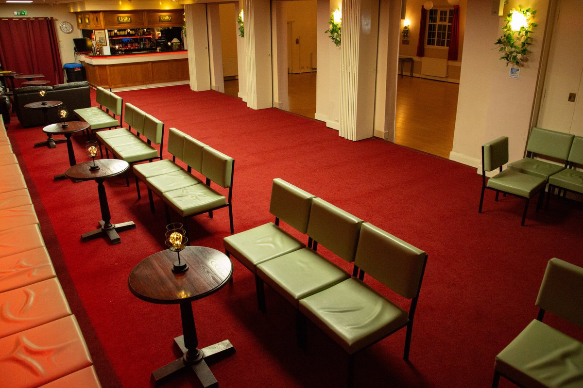 Ponteland Indoor Market will take place this Sunday, 10th April, at Ponteland Memorial Hall. Doors open to the public at 11am and the market ends at 4pm. 

As always, the Unity Bar will be open from midday 😀

#SundayMarket #Ponteland #DarrasRoad #IndoorMarket