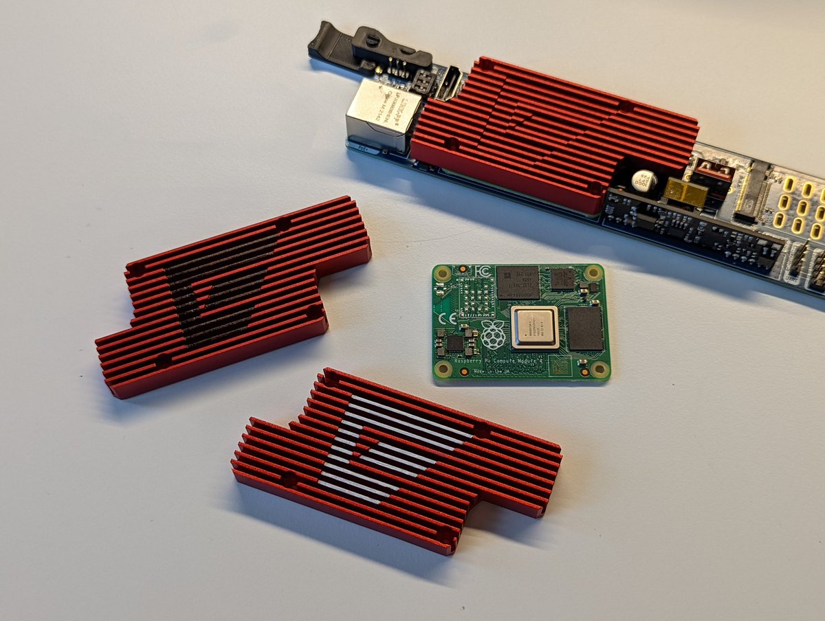 Merocle's tweet image. Heatsink with white E
#computeblade