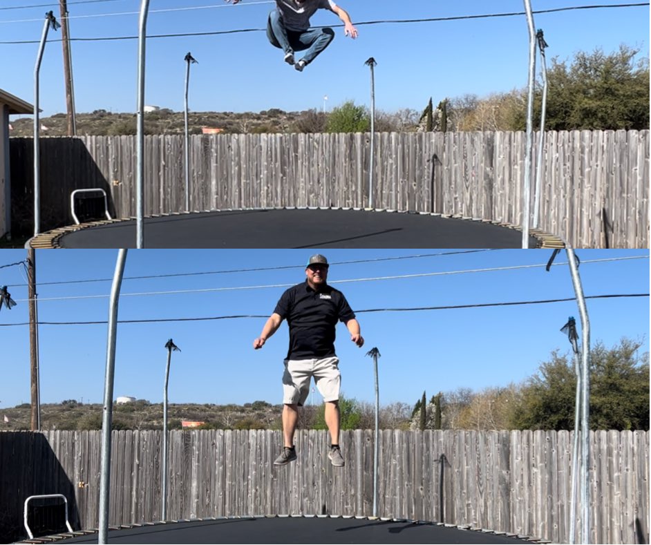 skatchatpod's tweet photo. Episode 40

This week the guys talked about trampolines, birthdays, and funerals. Then, after recording the episode, they went to see who could get the most air on Matt's trampoline. Hope you all enjoy another Scat Chat Tuesday! https://t.co/nFdlQWbCKf