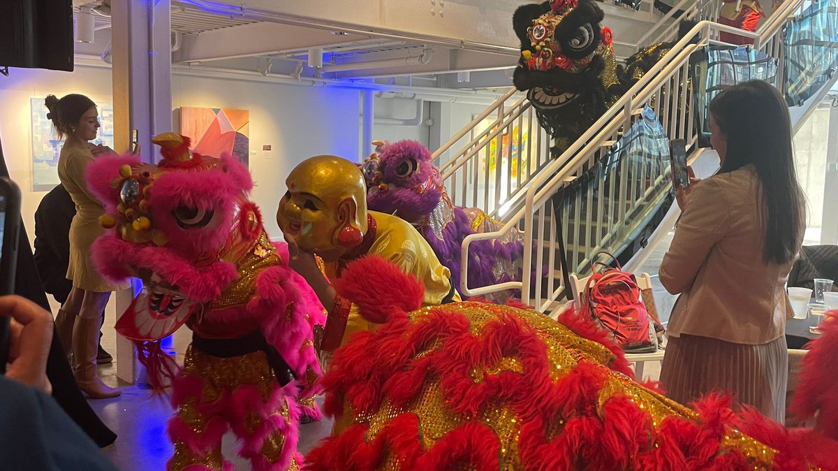 El Planeta (@elplanetaboston) on Twitter photo Así se celebró el lanzamiento de la segunda fase de la campaña All-Inclusive Boston, llamada Boston Accents y que promueve a las pequeñas empresas y el turismo. <a href="/CityOfBoston/">City of Boston</a> Foto: Jeaneth D. Santana Así se celebró el lanzamiento de la segunda fase de la campaña All-Inclusive Boston, llamada Boston Accents y que promueve a las pequeñas empresas y el turismo. <a href="/CityOfBoston/">City of Boston</a> Foto: Jeaneth D. Santana