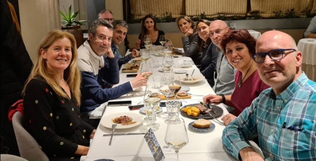arte_ester's tweet photo. @ccarballo50 PUES AQUÍ NO TIENES NINGÚN PUDOR, CACHO PUERCO! 🐽🐽🐽🐽🐽 https://t.co/CoI7aQSblj