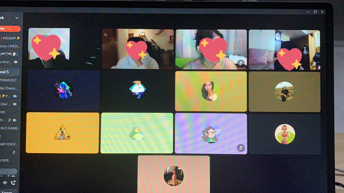 rainbowends_'s tweet photo. first time hanging out on @projectPXN's VC man this is like a home because all of the people i've known on other projects so it's like a mini reunion 😭😭 STOP IM ACTUALLY GONNA GET EMOTIONAL 😭😭😭 ily all 

hop on VC5 !!!!! https://t.co/5JHnWQpEAl