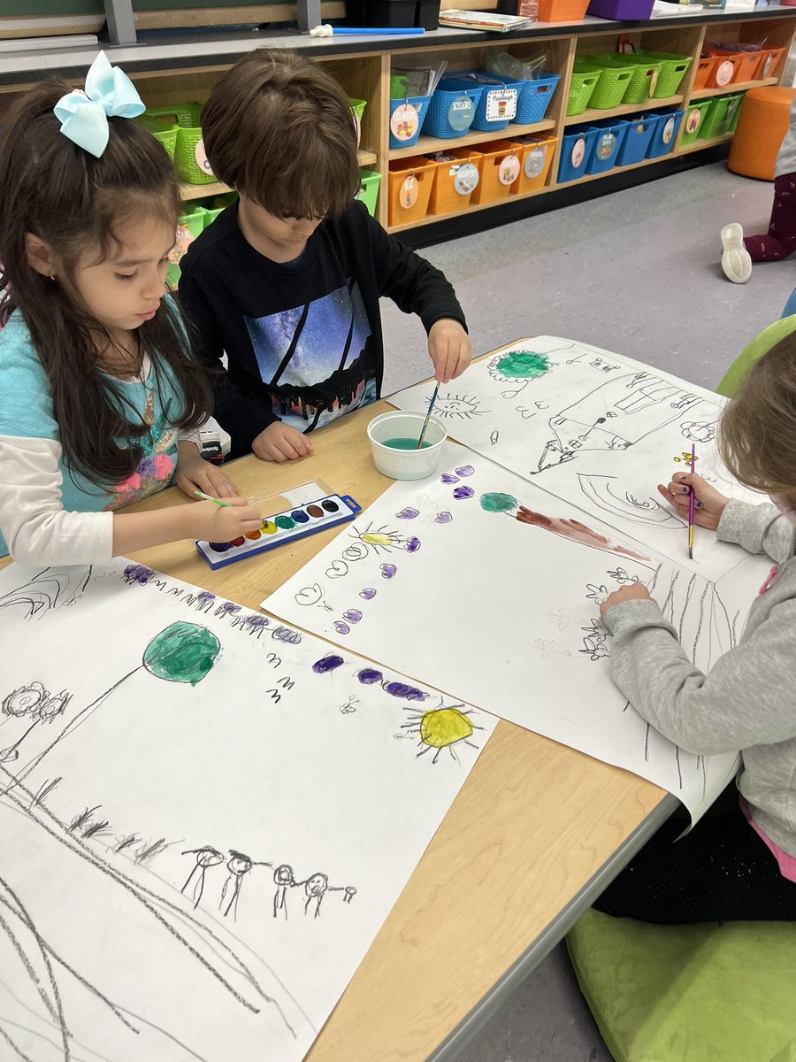 MsPulvidente's tweet photo. We read My Garden by Kevin Henkes and imagined our own gardens 🌻🌷 We brought them to life with watercolor paints! 🪴 #teamwillow @WillowRoadVS13 https://t.co/mbrbRllMPs